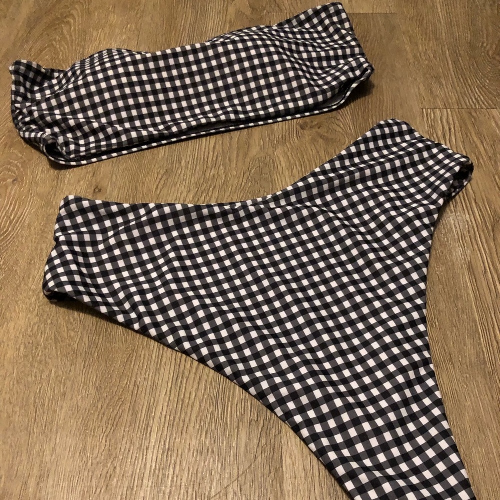 Gingham high waisted cheeky swim bottoms & matching bandeau swimtop bikini large
